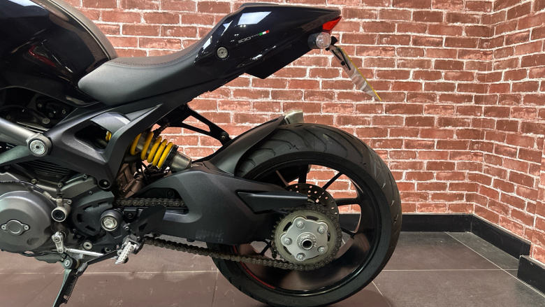 Ducati Monster 1100 Evo ABS DTC